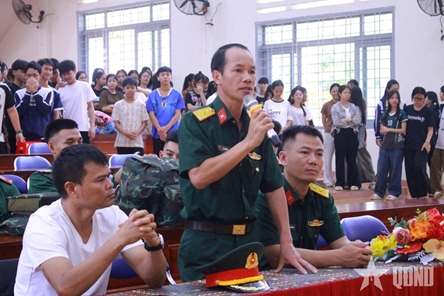 Regiment 584 conducts legal education for students